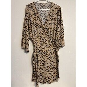 Lilac And London Cheetah Print X-Large Lightweight Lounge Bath Robe